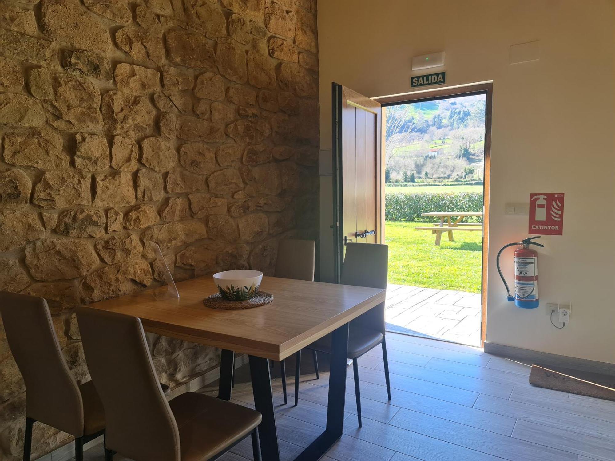 Complejo Rural El Cerradon Pension Alceda Buitenkant foto